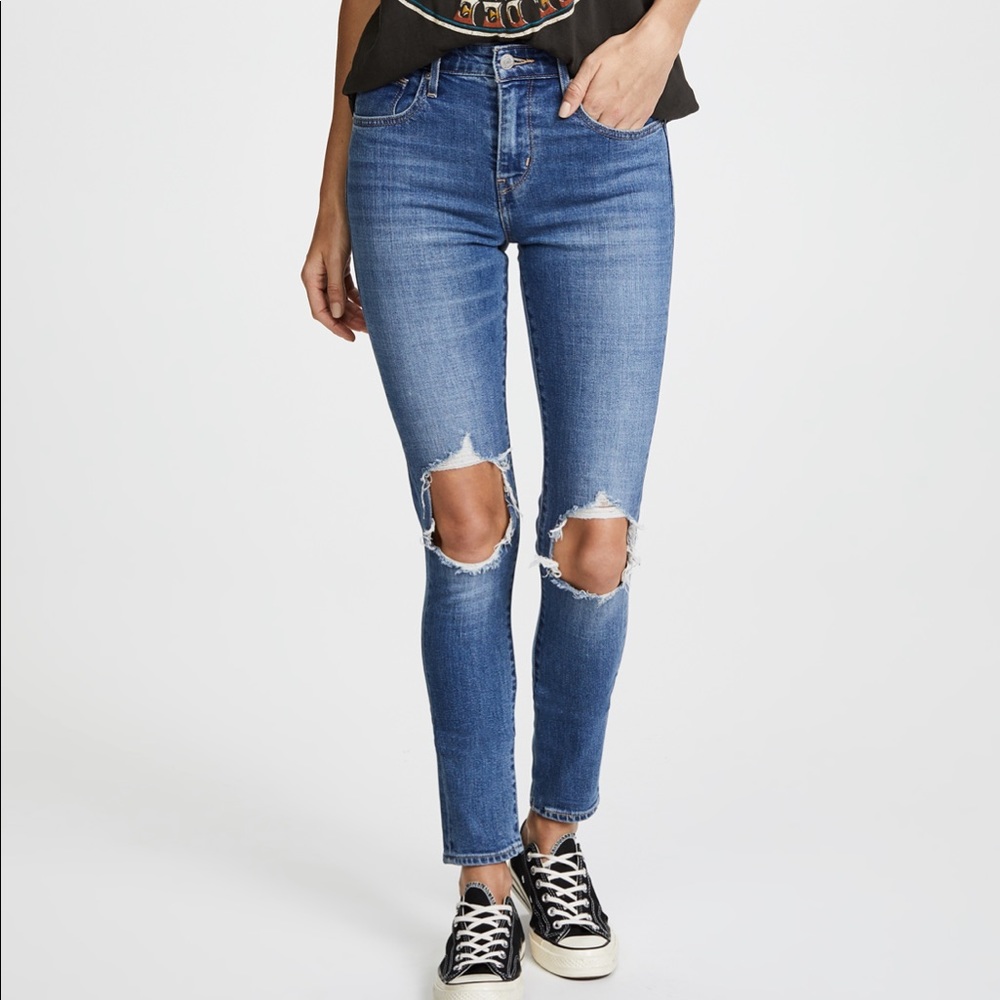 Levi’s 721 Distressed High- Rise Skinny